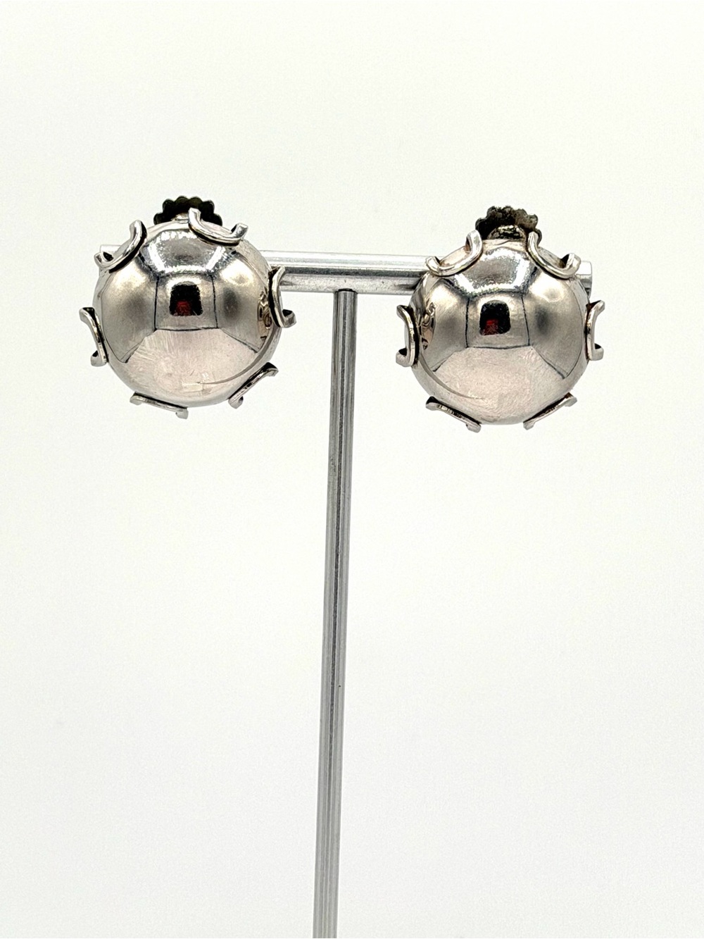 Vintage Napier Silver-tone Clip On Earrings Mid-Century Atomic Design Jewelry - Picture 3 of 5